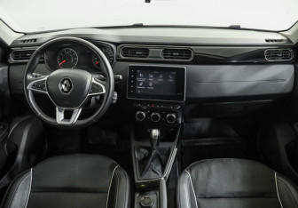 Подержанный автомобиль Renault Arkana 2019 года (10 фото)