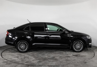 Подержанный автомобиль Skoda Rapid Liftback 2019 года (5 фото)