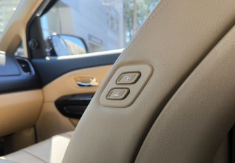 Подержанный автомобиль Kia Carnival 2018 года (32 фото)