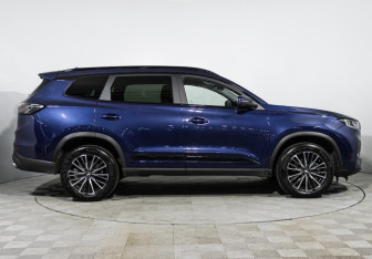 Подержанный автомобиль Chery Tiggo 8 Pro Max 2023 года (4 фото)