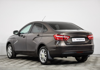 Подержанный автомобиль LADA (ВАЗ) Vesta Sedan 2018 года (7 фото)