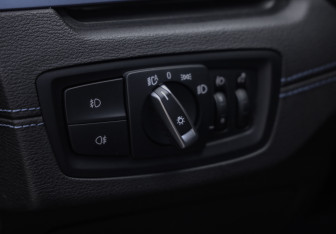 Подержанный автомобиль BMW X1 2019 года (21 фото)