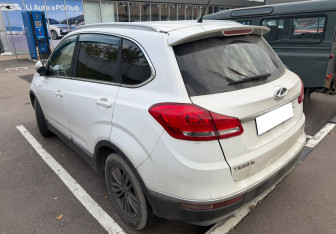 Подержанный автомобиль Chery Tiggo 5 2016 года (3 фото)