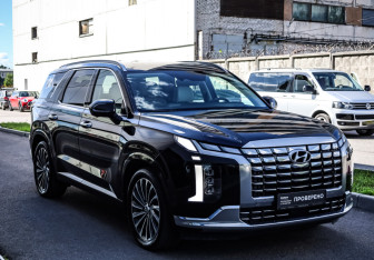 Подержанный автомобиль Hyundai Palisade 2023 года (4 фото)