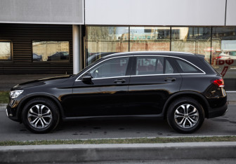 Подержанный автомобиль Mercedes-Benz GLC Coupe 2020 года (8 фото)