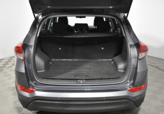 Подержанный автомобиль Hyundai Tucson 2016 года (19 фото)