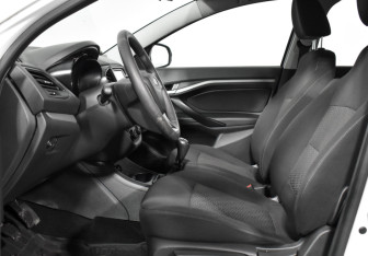 Подержанный автомобиль LADA (ВАЗ) Vesta Sedan 2017 года (10 фото)