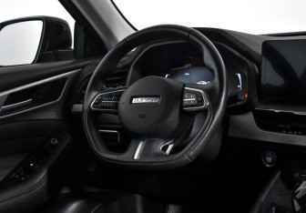 Подержанный автомобиль Haval F7x 2022 года (14 фото)