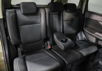 Подержанный автомобиль Mitsubishi Outlander 2020 года (21 фото)
