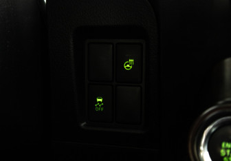 Подержанный автомобиль Toyota Land Cruiser Prado 2014 года (17 фото)