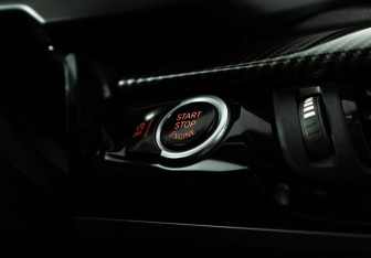 Подержанный автомобиль BMW X5 2017 года (17 фото)