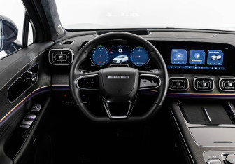 Подержанный автомобиль Jaecoo J8 2024 года (14 фото)