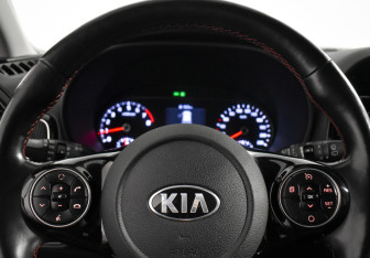 Подержанный автомобиль Kia Soul 2020 года (17 фото)