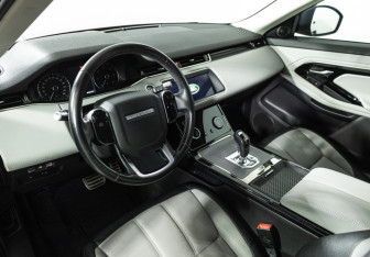 Подержанный автомобиль Land Rover Range Rover Evoque 2019 года (11 фото)