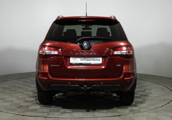 Подержанный автомобиль Renault Koleos 2014 года (6 фото)