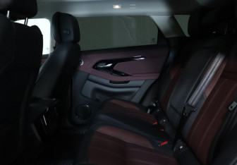 Подержанный автомобиль Land Rover Range Rover Evoque 2024 года (22 фото)