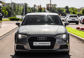 Подержанный автомобиль Audi A3 Sedan 2019 года (4 фото)