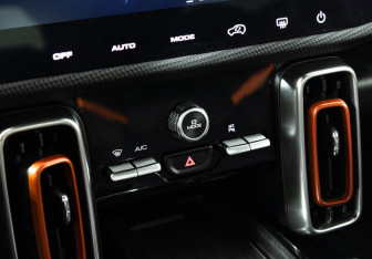 Подержанный автомобиль Haval Dargo 2022 года (18 фото)