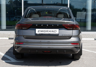 Новый Geely Emgrand 2024 (5 фото)