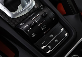 Подержанный автомобиль Porsche Cayenne 2014 года (29 фото)