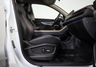 Подержанный автомобиль Exeed LX 2023 года (26 фото)