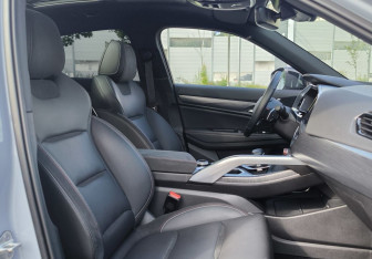 Подержанный автомобиль Geely Tugella 2023 года (22 фото)