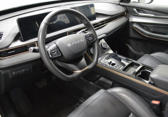 Подержанный автомобиль Exeed LX 2022 года (10 фото)