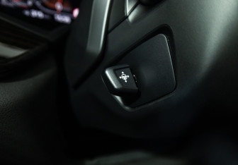 Подержанный автомобиль BMW X5 2019 года (19 фото)