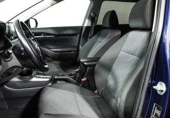 Подержанный автомобиль Kia Seltos 2020 года (15 фото)