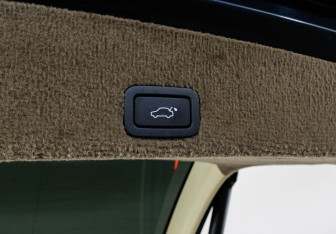 Подержанный автомобиль Volvo XC60 2011 года (27 фото)