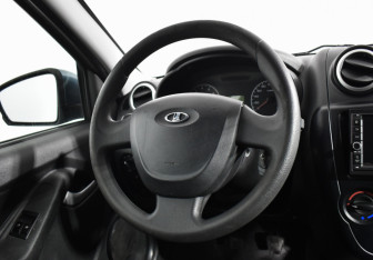 Подержанный автомобиль LADA (ВАЗ) Granta Liftback 2014 года (14 фото)