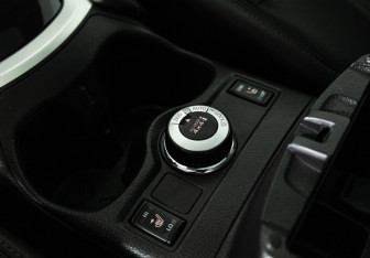 Подержанный автомобиль Nissan Qashqai 2014 года (18 фото)