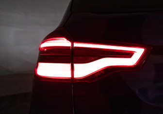 Подержанный автомобиль BMW X3 2018 года (34 фото)