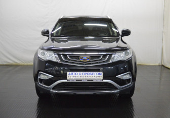 Подержанный автомобиль Geely Atlas 2018 года (2 фото)