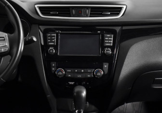 Подержанный автомобиль Nissan Qashqai 2018 года (15 фото)