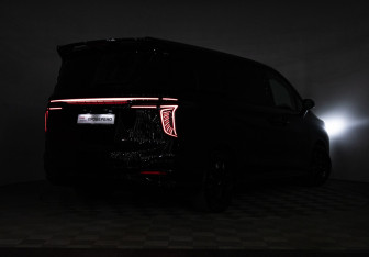 Подержанный автомобиль Hongqi HQ9 2022 года (34 фото)