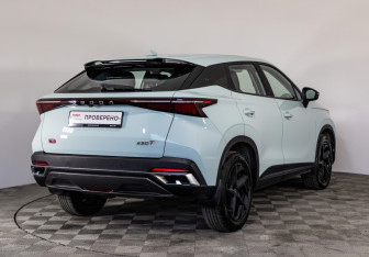 Подержанный автомобиль Omoda C5 2023 года (5 фото)