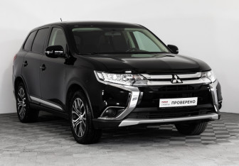 Подержанный автомобиль Mitsubishi Outlander 2016 года (3 фото)