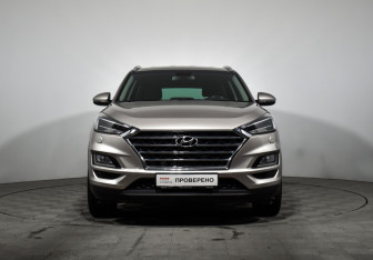 Подержанный автомобиль Hyundai Tucson 2019 года (2 фото)