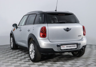 Подержанный автомобиль MINI Countryman 2012 года (14 фото)