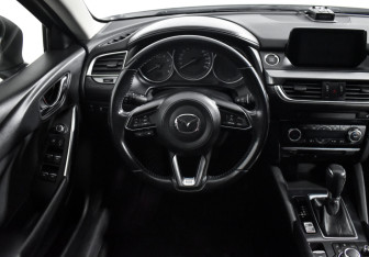 Подержанный автомобиль Mazda 6 Sedan 2017 года (15 фото)