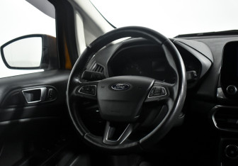 Подержанный автомобиль Ford EcoSport 2019 года (15 фото)