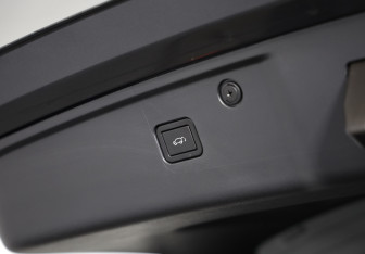 Подержанный автомобиль Changan UNI-K 2023 года (38 фото)