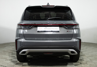 Подержанный автомобиль LIVAN X6PRO 2023 года (6 фото)