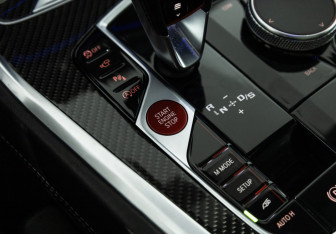 Подержанный автомобиль BMW X6 M 2021 года (23 фото)