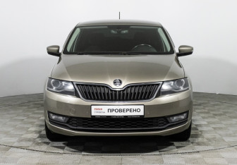 Подержанный автомобиль Skoda Rapid Liftback 2019 года (2 фото)