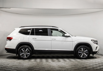 Подержанный автомобиль Volkswagen Teramont 2021 года (4 фото)