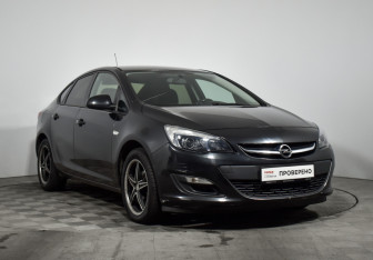 Подержанный автомобиль Opel Astra Hatchback 2012 года (3 фото)