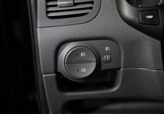 Подержанный автомобиль Kia Rio Hatchback 2007 года (15 фото)