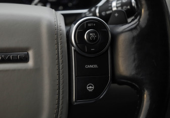 Подержанный автомобиль Land Rover Range Rover 2016 года (16 фото)